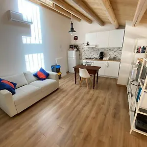  Hotel a capsule La Mansarda - Loft In Centro Storico